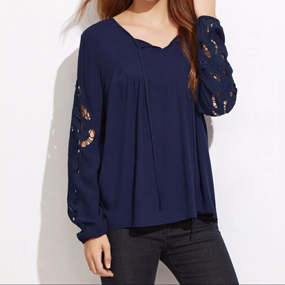 ✨Navy Embroidered Hollow Out Sleeve Blouse✨